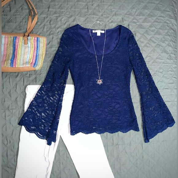BOSTON PROPER Navy Bell-Sleeve Lace Top, Size Small, LIKE NEW - Picture 2 of 8
